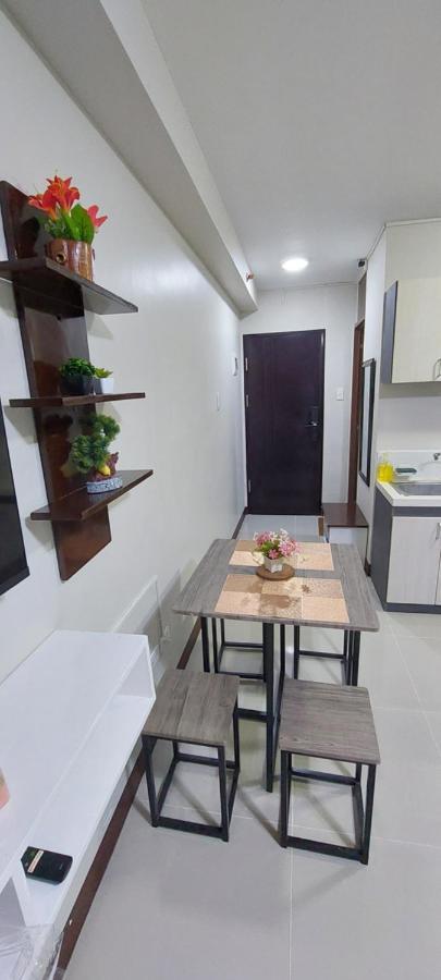 Dracarys Place 2 Condo With Balcony Unlimited Wifi Lapulapu City View Exteriör bild