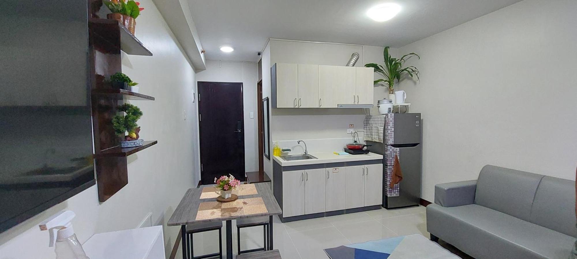Dracarys Place 2 Condo With Balcony Unlimited Wifi Lapulapu City View Exteriör bild