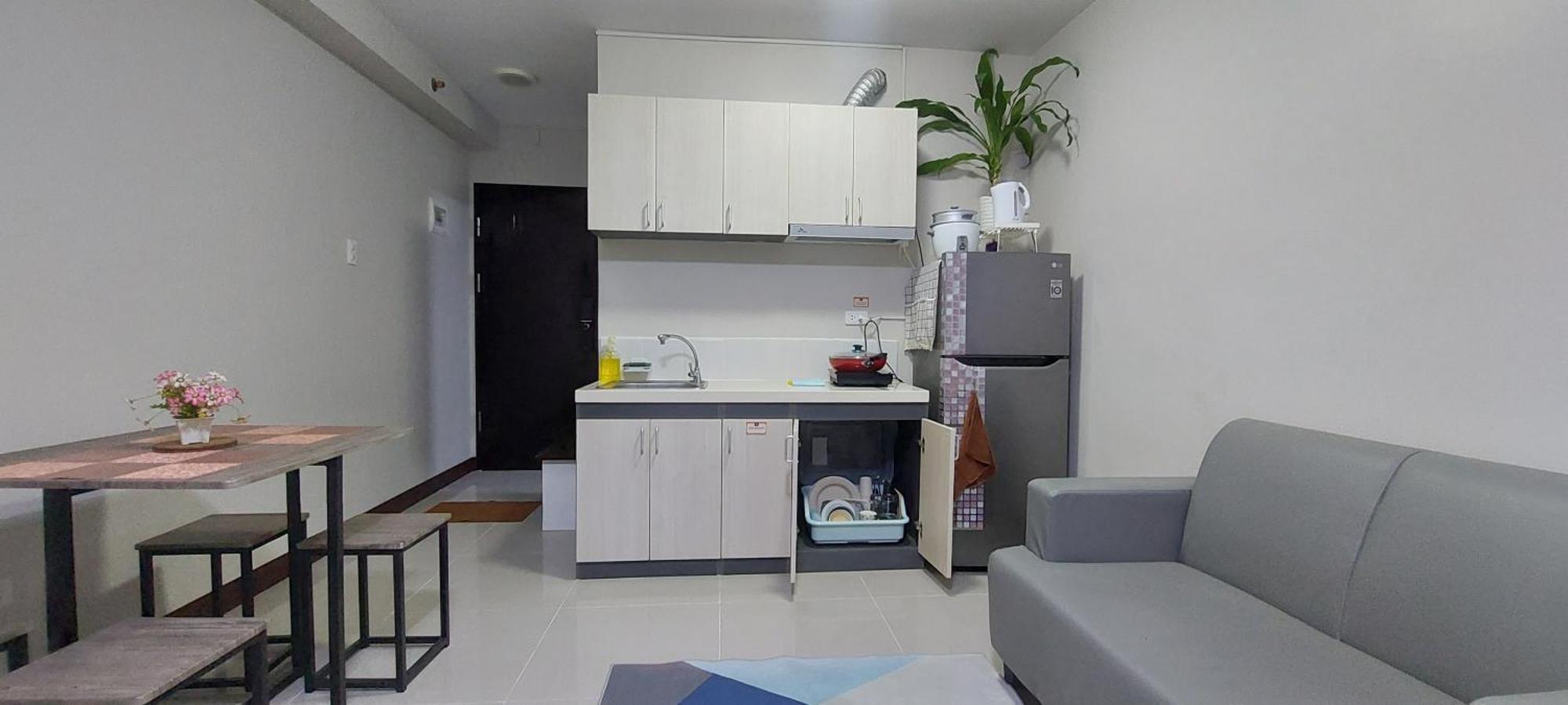 Dracarys Place 2 Condo With Balcony Unlimited Wifi Lapulapu City View Exteriör bild
