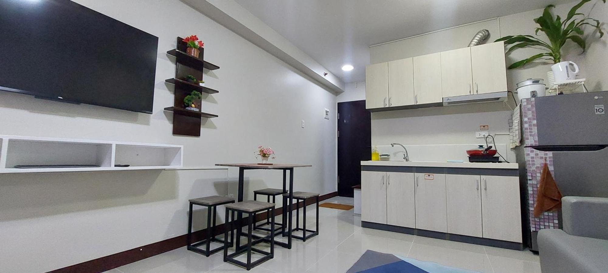 Dracarys Place 2 Condo With Balcony Unlimited Wifi Lapulapu City View Exteriör bild