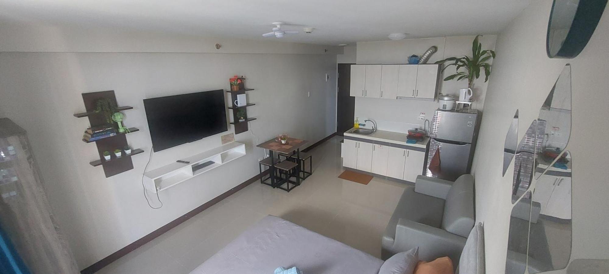 Dracarys Place 2 Condo With Balcony Unlimited Wifi Lapulapu City View Exteriör bild